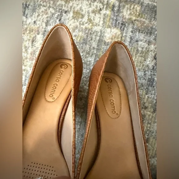 Corso Como leather camel Women's Pumps with block heel - Picture 6 of 9